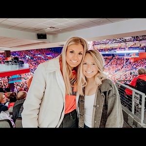 Meet your Posher, Madeleine